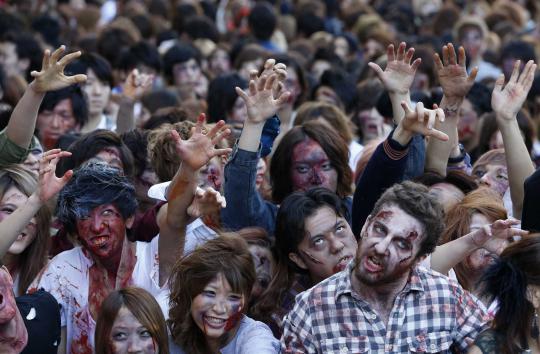 Rayakan pesta Halloween, warga Tokyo jadi zombie