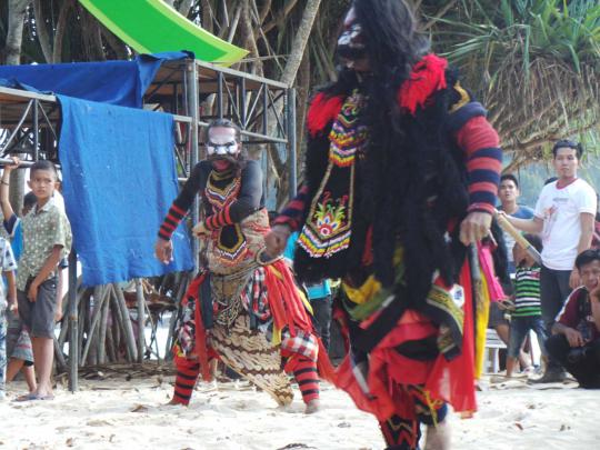 Atraksi mistis kesenian tradisional Jaranan Banyuwangi