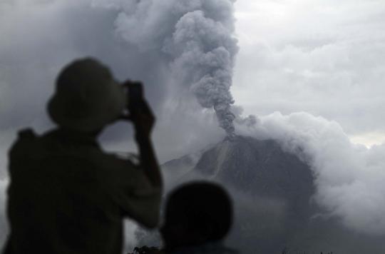 Ketika letusan Gunung Sinabung kembali ungsikan warga
