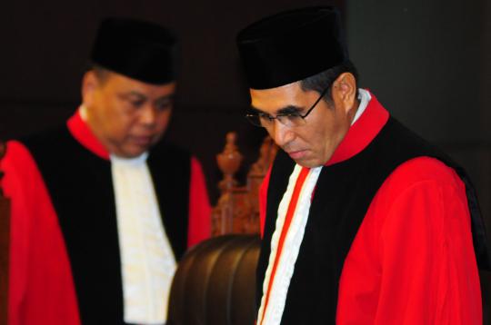 Pengambilan sumpah jabatan Hamdan Zoelva sebagai Ketua MK