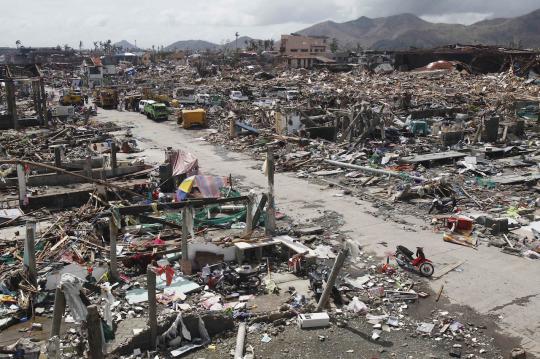 Dahsyatnya Topan Super Haiyan landa Filipina, 10.000 warga tewas