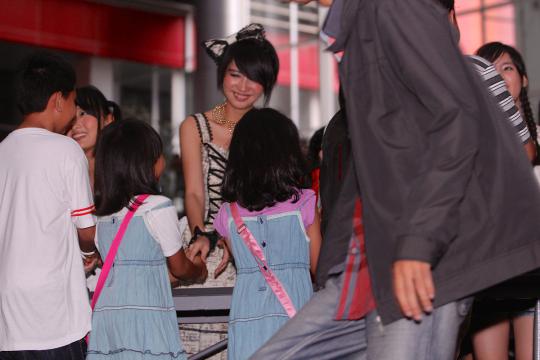 Ribuan fans JKT48 padati event Handshake