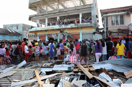Krisis pangan, korban Topan Haiyan jarah toko dan gudang beras