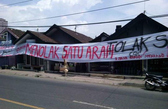 Angka kecelakaan meningkat, warga demo jalur searah di Malang