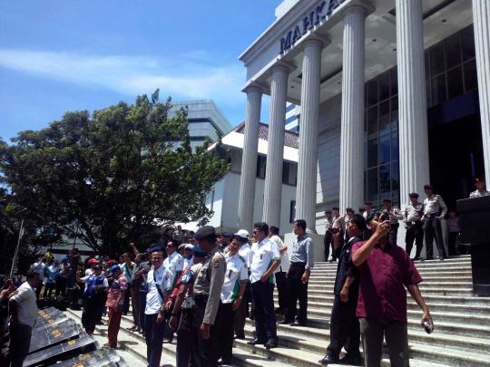 Dukung Arief-Sachrudin, ribuan warga Tangerang banjiri MK