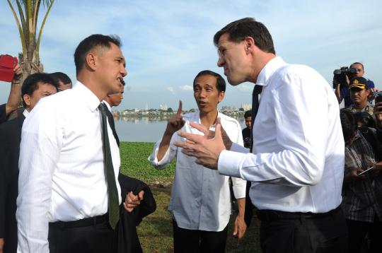 Jokowi dan Gita temani PM Belanda tinjau Waduk Pluit