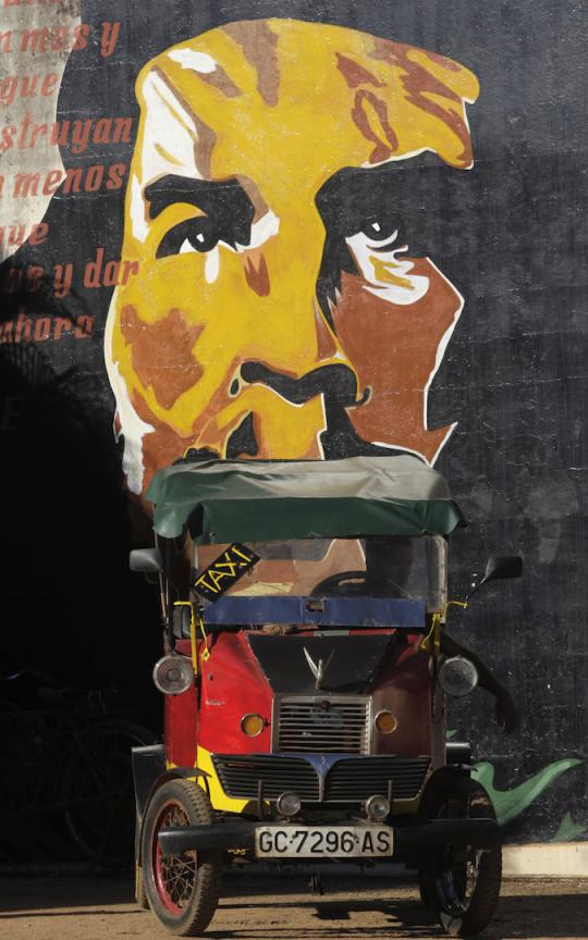 Montir asal Kuba ini ciptakan taksi ramah lingkungan