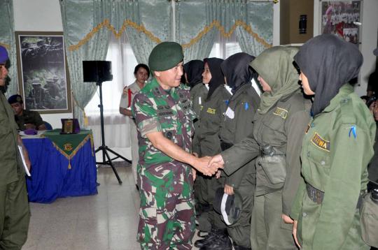 Pembekalan Kaskostrad Mayjen TNI Indra Hidayat kepada mahasiswa