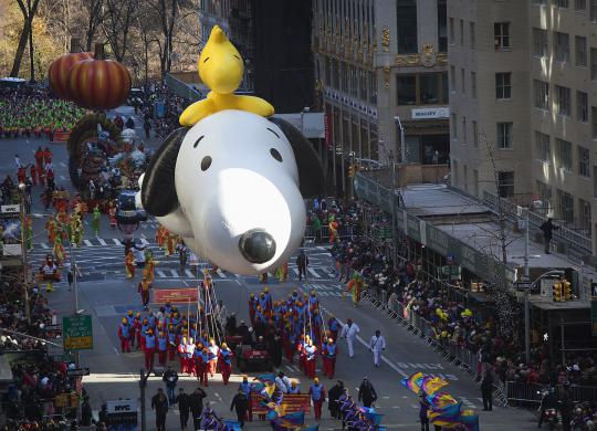 Parade balon animasi Macy's Thanksgiving Day