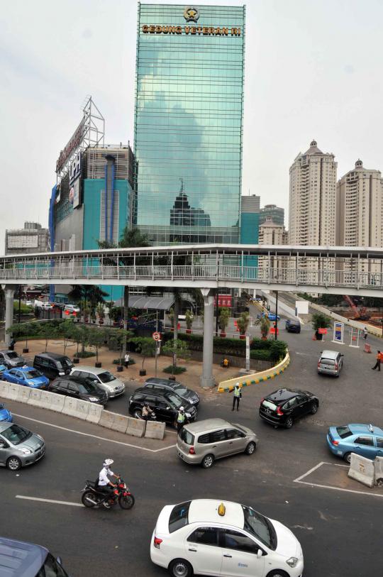 Biang kemacetan, akses Plaza Semanggi via Jl Gatsu akan ditutup