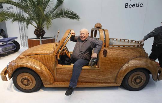 Uniknya mobil VW kayu di Essen Motor Show Jerman