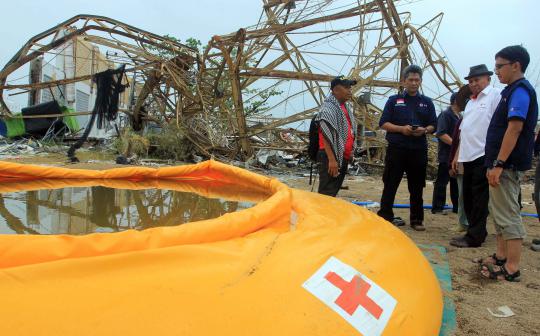 Relawan PMI bikin sanitasi air bersih di Filipina