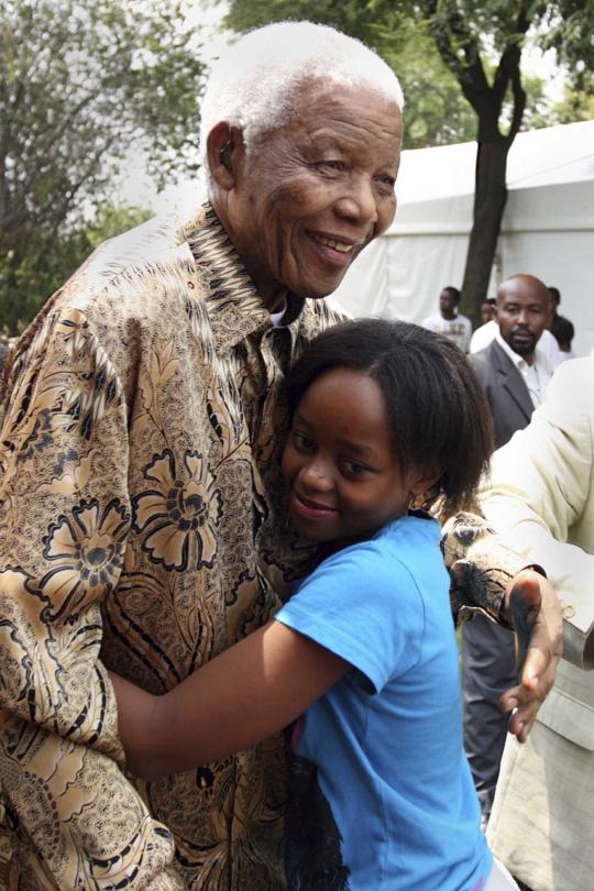 Nelson Mandela meninggal dunia di usia 95 tahun
