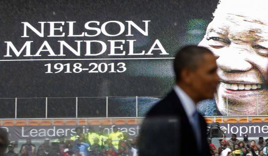 Puluhan ribu warga Afrika hadiri peringatan wafat Nelson Mandela