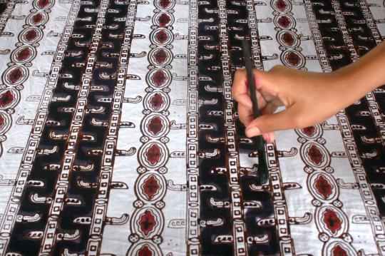 Mengintip proses pembuatan batik Banten
