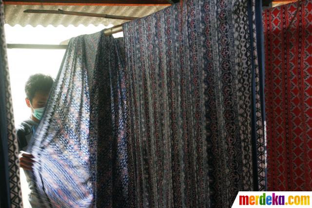 Foto Mengintip proses  pembuatan  batik  Banten  merdeka com