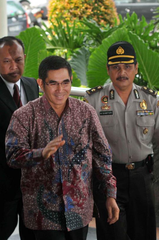 KPK periksa Hamdan Zoelva terkait kasus suap Akil Mochtar