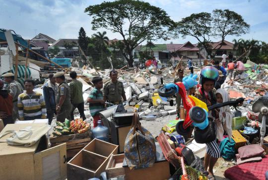 Duka ratusan korban penggusuran rumah di bantaran Waduk Pluit