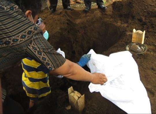 Ini makam wanita yang dicuri kepalanya di Cilacap