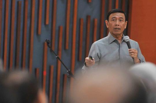 Wiranto dan Yusril hadiri debat Capres 2014 di LIPI