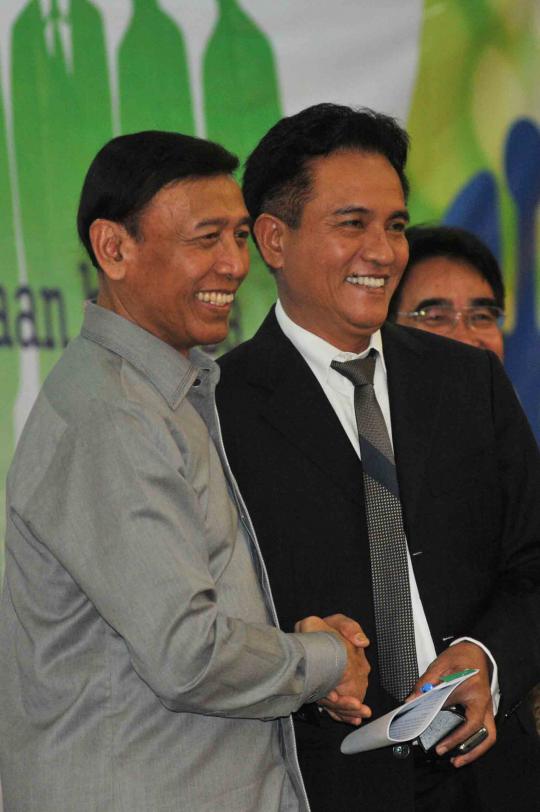 Wiranto dan Yusril hadiri debat Capres 2014 di LIPI