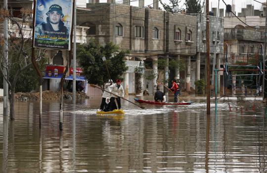 Akibat hujan es, Jalur Gaza dilanda banjir