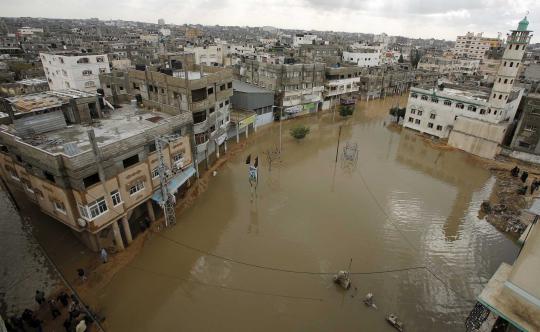 Akibat hujan es, Jalur Gaza dilanda banjir