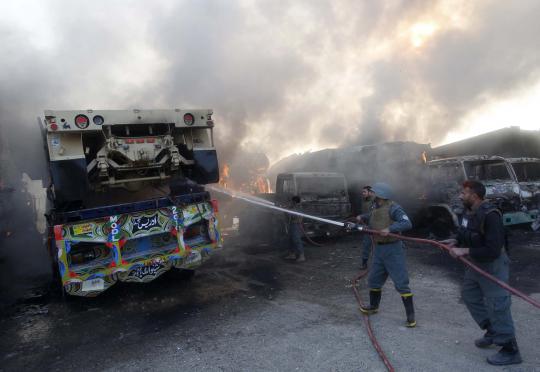 Truk bahan bakar NATO di Afghanistan dibom kelompok militan