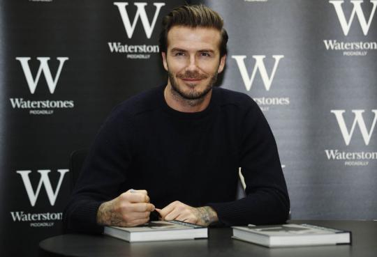 David Beckham perkenalkan buku autobiografi terbarunya di London