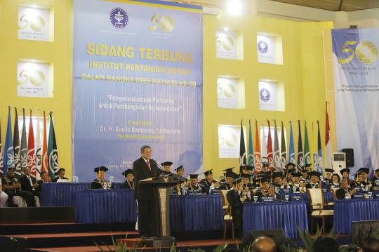 Orasi ilmiah SBY di sidang terbuka Dies Natalis ke-50 IPB