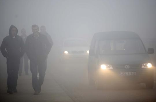 Kabut asap akibat polusi industri selimuti Bosnia