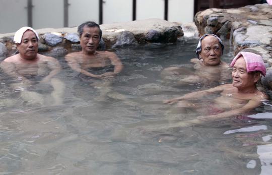 Menikmati hangatnya air belerang di Beitou Hot Spring, Taiwan