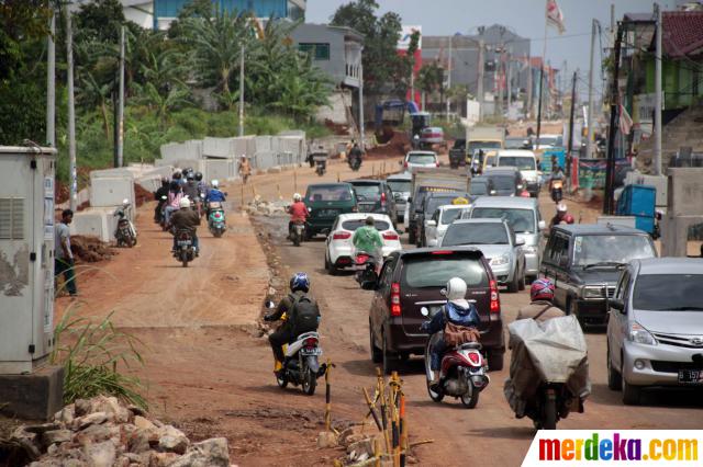 Foto : Mengintip perkembangan proyek pelebaran Jalan 