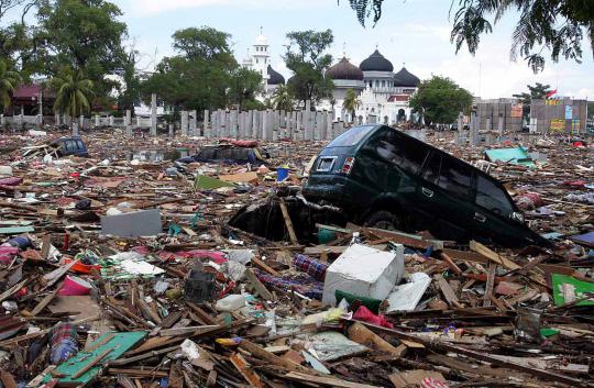 Mengenang 9 tahun dahsyatnya tsunami Aceh