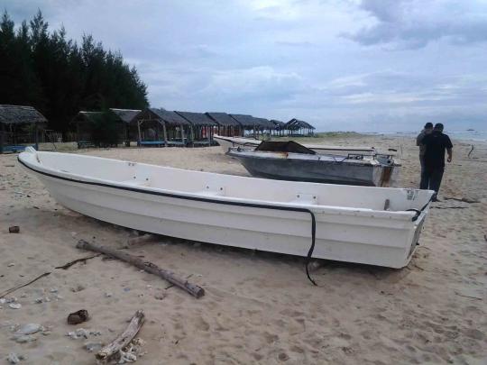 Pesona keindahan Pantai Lampuuk di Aceh