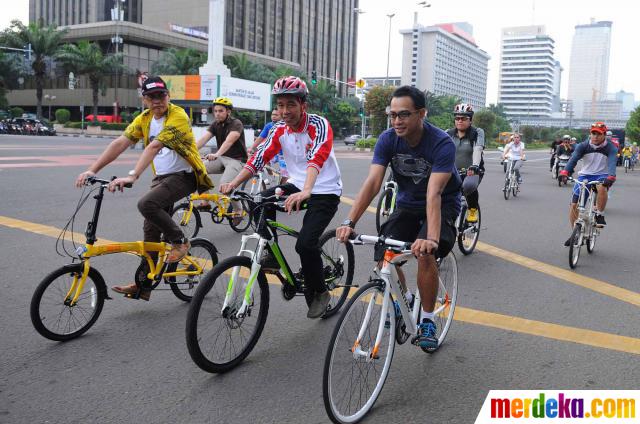 Foto : Mengintip kegiatan rutin Jokowi, bersepeda menuju 