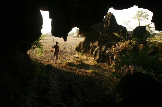 Potret warga Pangkep Sulsel mencari air kehidupan di Karst Maros