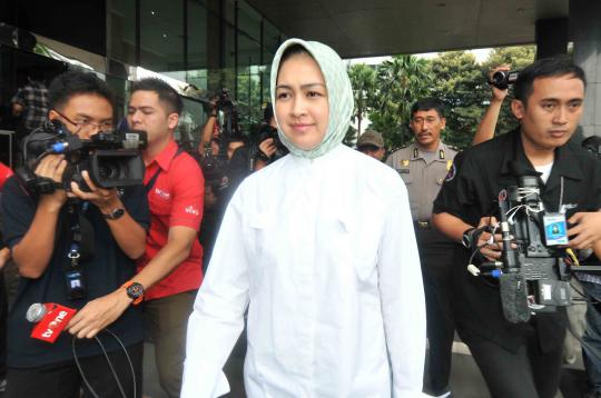 Airin kembali jenguk suami di KPK