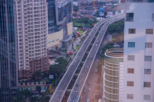 JLNT Kampung Melayu-Tanah Abang mulai ramai