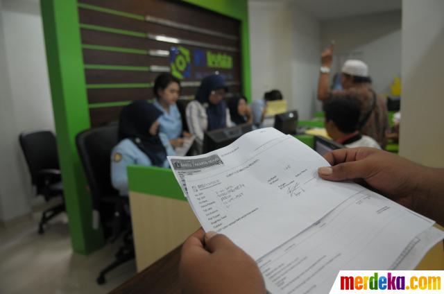 artis pendaftaran formulir jadi di  merdeka.com antre BPJS Foto : Persahabatan Warga RS