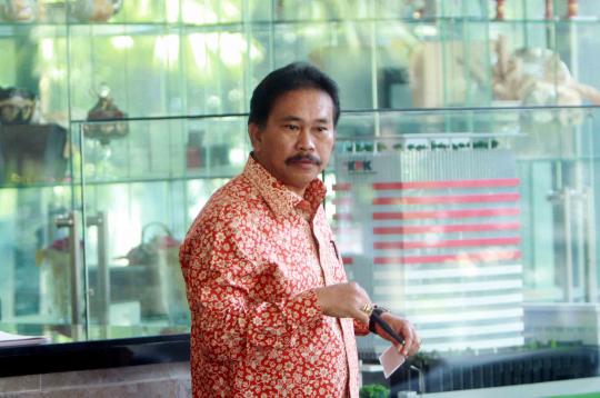 Terkait suap Akil, Bupati Tapanuli Tengah diperiksa KPK