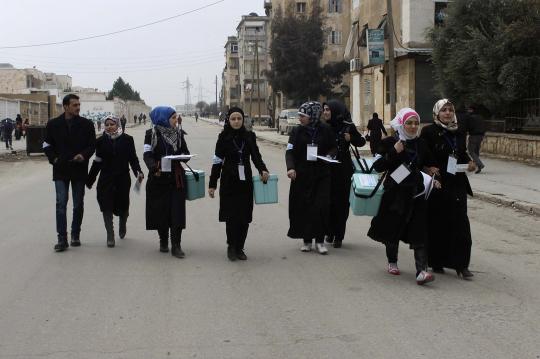 Kisah aktivis wanita beri vaksinasi polio kepada anak di Suriah