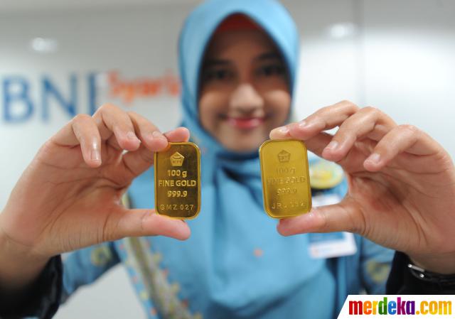 Foto : Harga emas Antam merosot Rp 3.000 per gram merdeka.com
