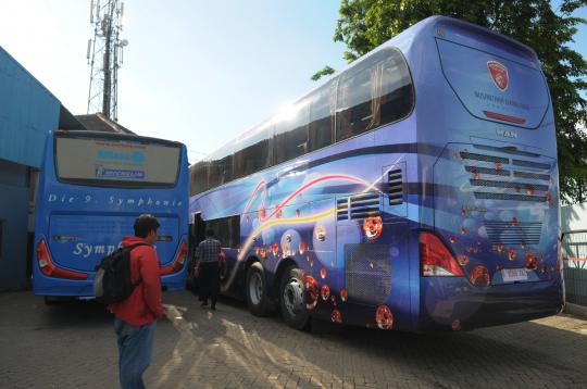 Ketika bus tingkat mewah buatan Kudus diuji coba di Jakarta