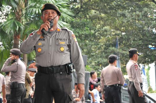 Ketika ratusan polisi amankan kedatangan Anas di KPK