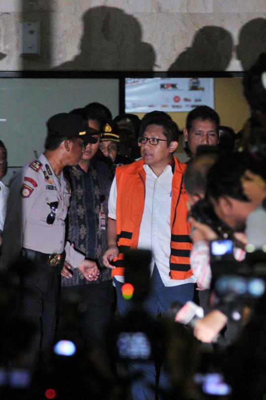 Saat Anas Urbaningrum resmi ditahan KPK