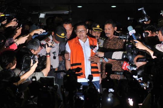 Saat Anas Urbaningrum resmi ditahan KPK