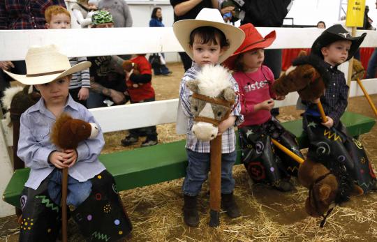 Aksi koboi cilik di National Western Stock Show ke-108