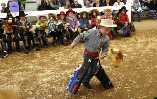 Aksi koboi cilik di National Western Stock Show ke-108