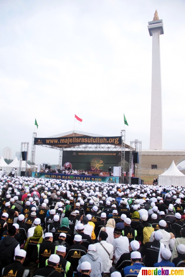 Foto : Peringatan Maulid Nabi di Monas dipadati ribuan 